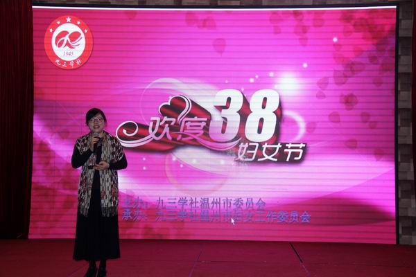 1552551633864007057.jpg 调整大小 【插图(原图)】开场01.jpg