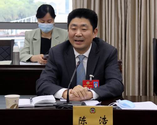 1587607205989001371.jpg 调整大小 重新曝光 【插图(原图)】陈浩.jpg