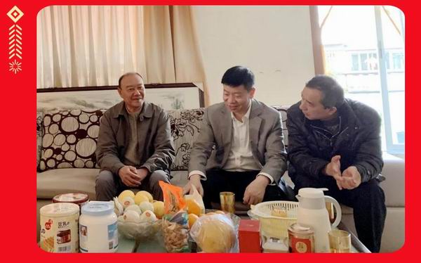 1612856966985056049.jpg 调整大小 【图片02】慰问黄兆鸽主委.jpg