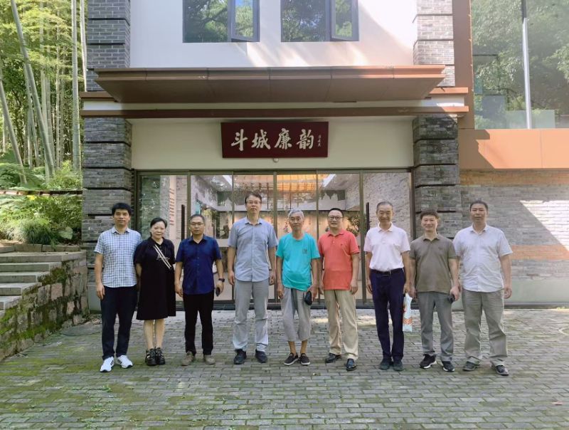 微信图片_20250927090412_66_295.jpg