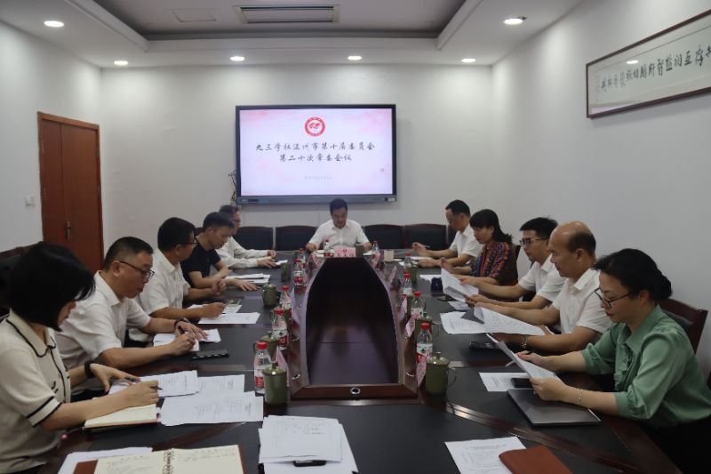 1762222426058041932.jpg IMG_1399.jpg